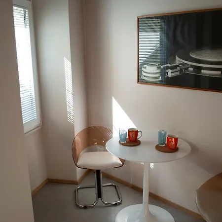 Апартаменты Bellissimo Open Space Stramo